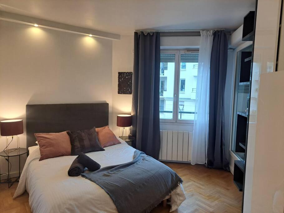 Appartement Aux Portes De Paris Et 5 Minutes Du Metro Charenton-le-Pont Bagian luar foto