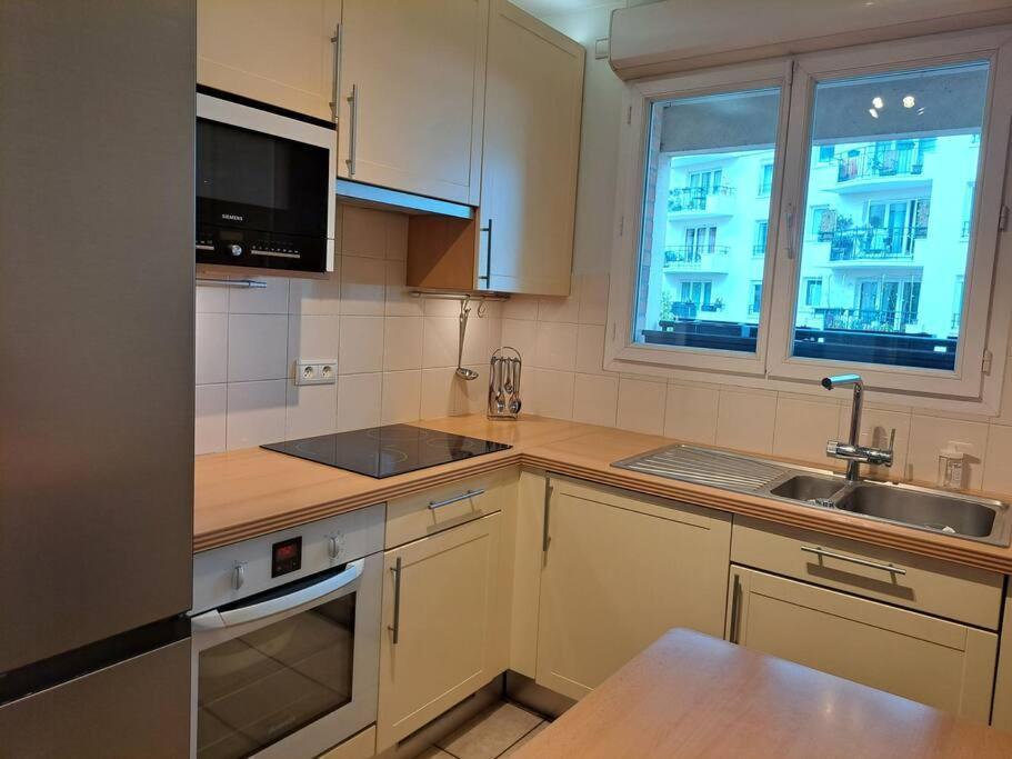 Appartement Aux Portes De Paris Et 5 Minutes Du Metro Charenton-le-Pont Bagian luar foto