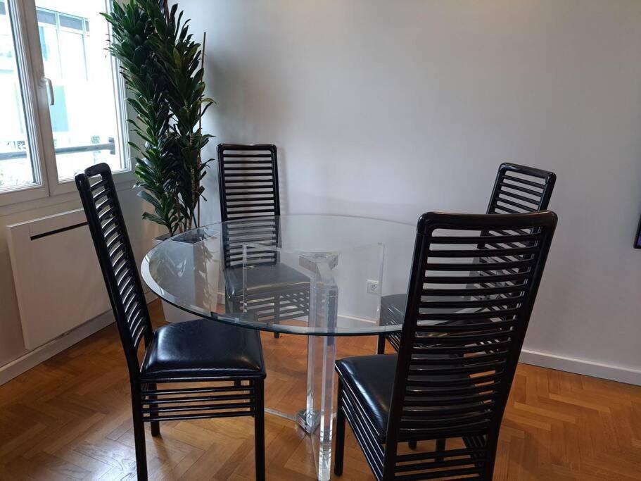Appartement Aux Portes De Paris Et 5 Minutes Du Metro Charenton-le-Pont Bagian luar foto